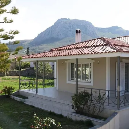 Fina's House Corinth