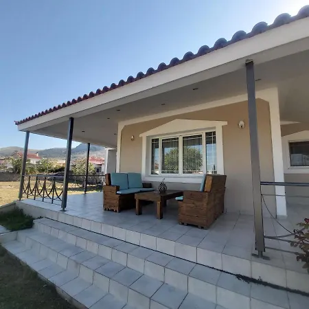 Fina's House Villa Korinth